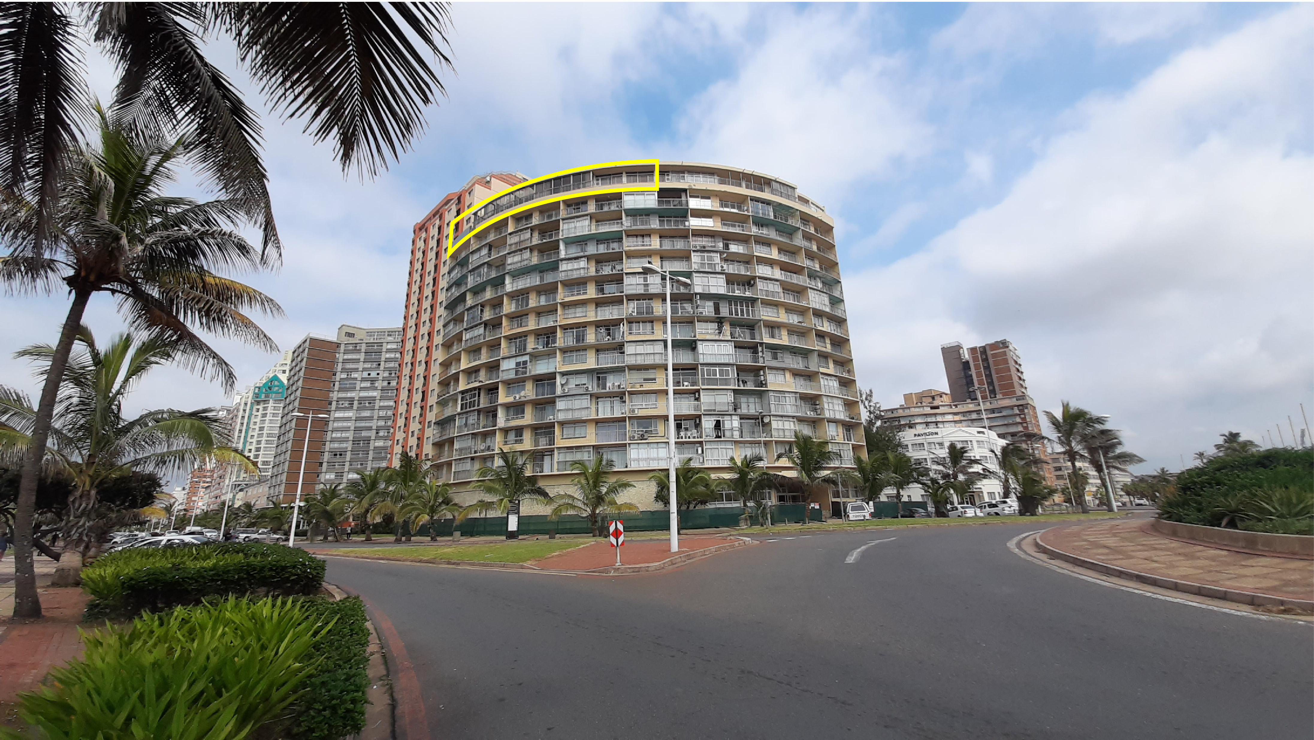 ± 367 m² Penthouse Unit On Durban's Golden Mile